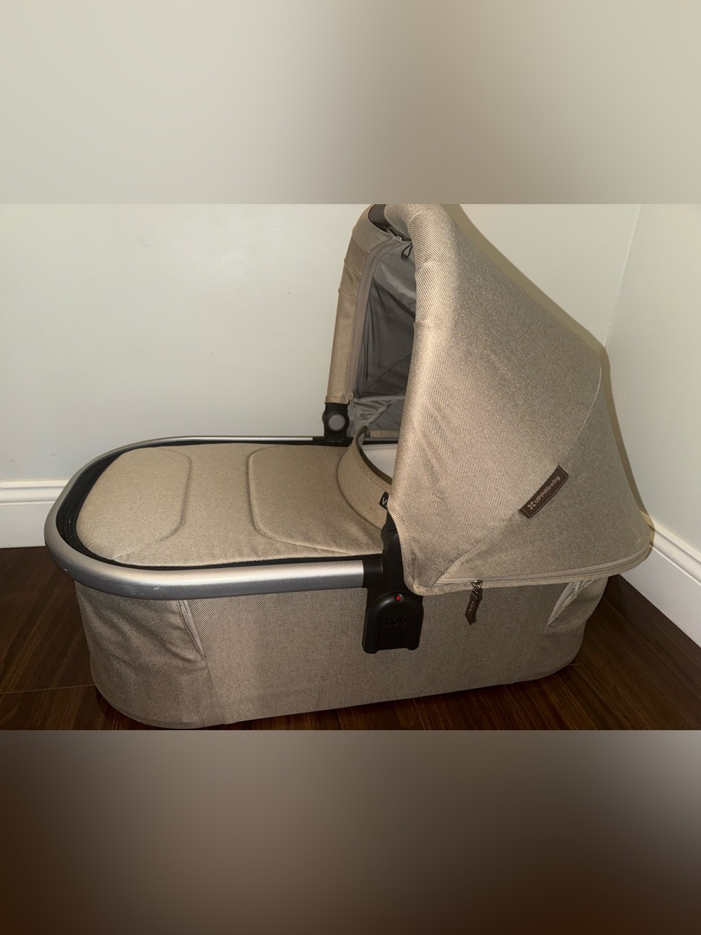 UPPAbaby Bassinet V3 - Fits with Vista, Cruz, Ridge Strollers - Declan